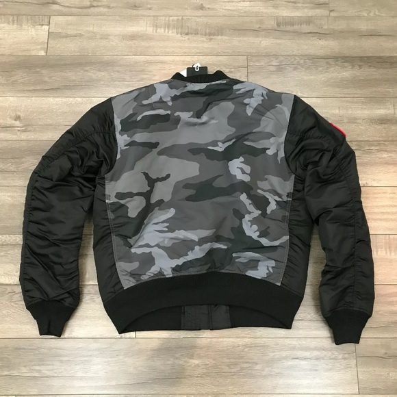 Avirex MA-1 3M Water Resistant 63rd SQRDRN Bomber Jacket Tiger Red Black - Picture 9 of 10